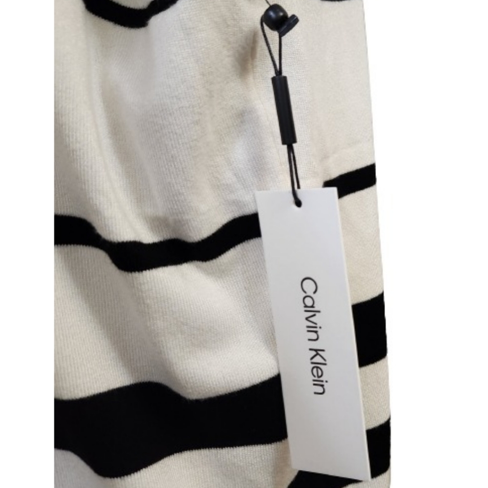 🆕️⬇️Calvin Klein Winter White & Black Stripe Turtleneck - Picture 9 of 11